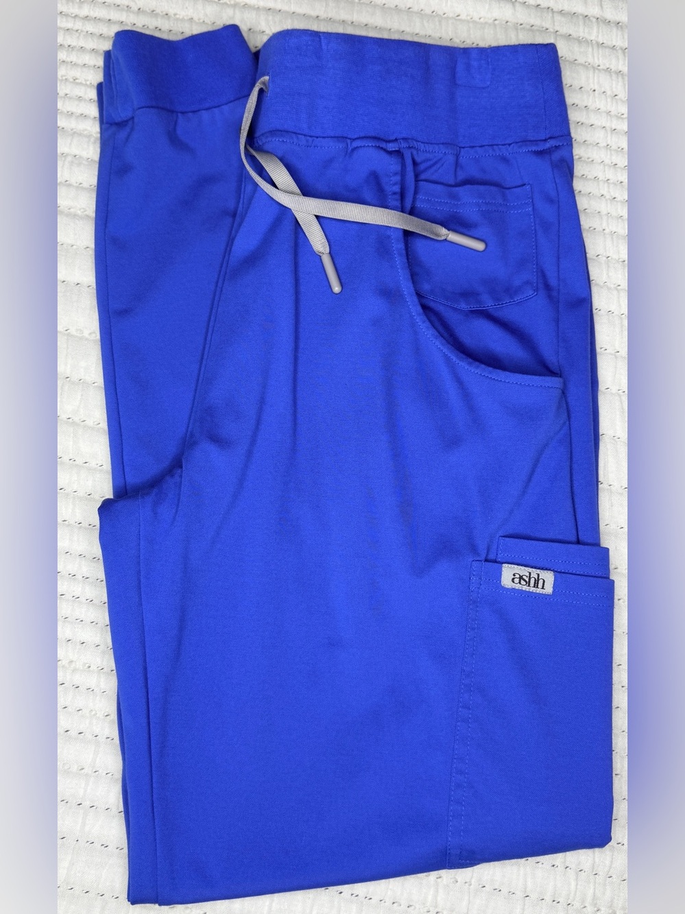 ashh scrubs Royal Blue Aneesa fit Jogger. Size XL.